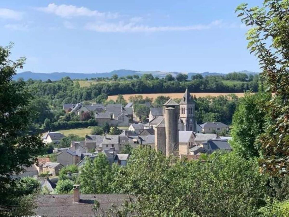 Le Gite De La Vieille Eglise De Coussergues Экстерьер фото