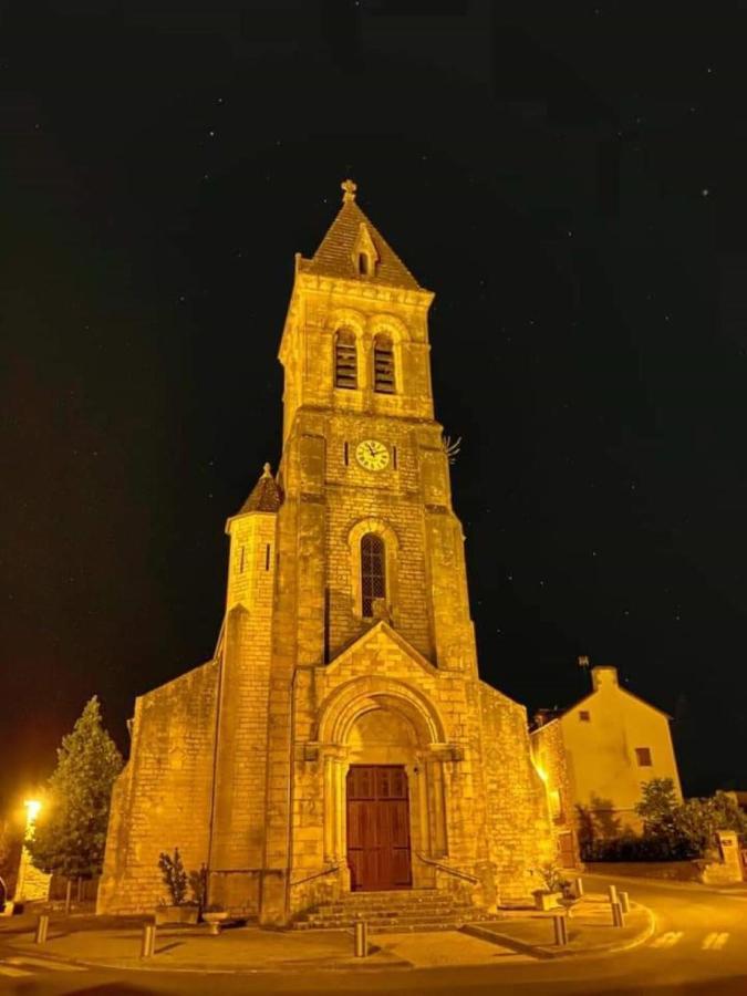 Le Gite De La Vieille Eglise De Coussergues Экстерьер фото